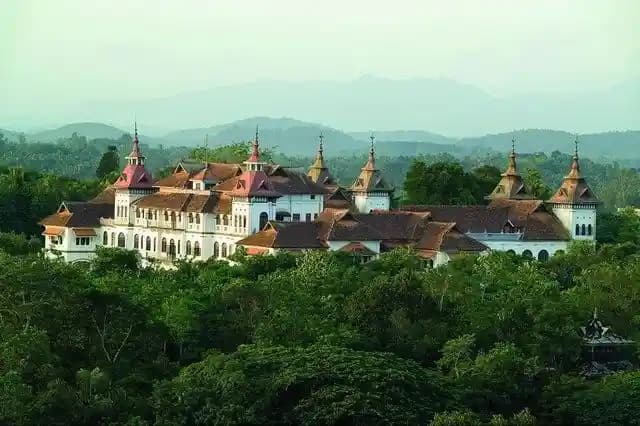 Kowdiar Palace, Thiruvananthapuram: A Marvel of Kerala Architecture